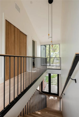 WestStandard - 3921 Newton Street 31